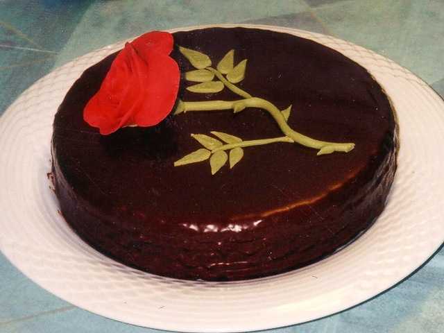 a_rose3.jpg (33796 Byte)